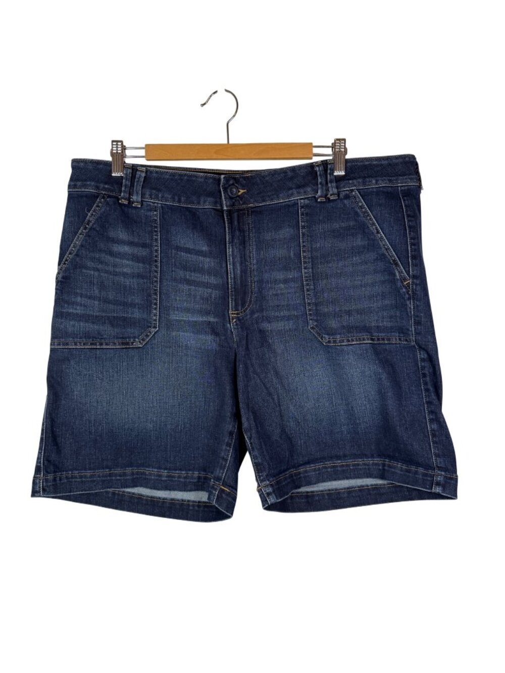Lee 18 Regular Fit Mid Rise Denim Shorts Medium Blue Cotton Blend Minimalist